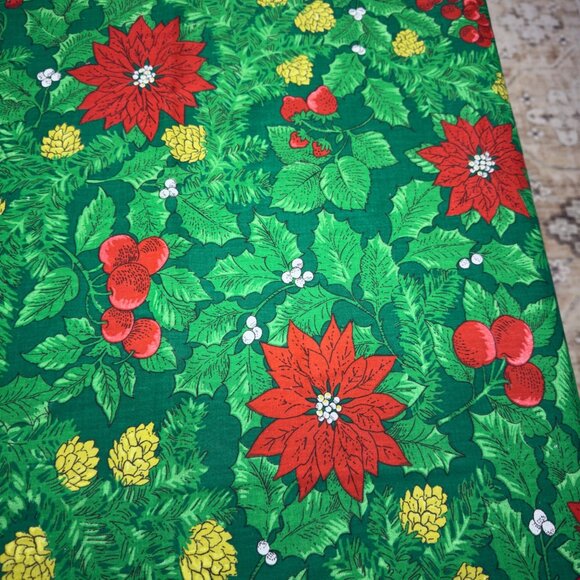 Vintage MCM Christmas Poinsettia Holly Fabric Tablecloth 70"x50" Rectangle - Picture 3 of 8